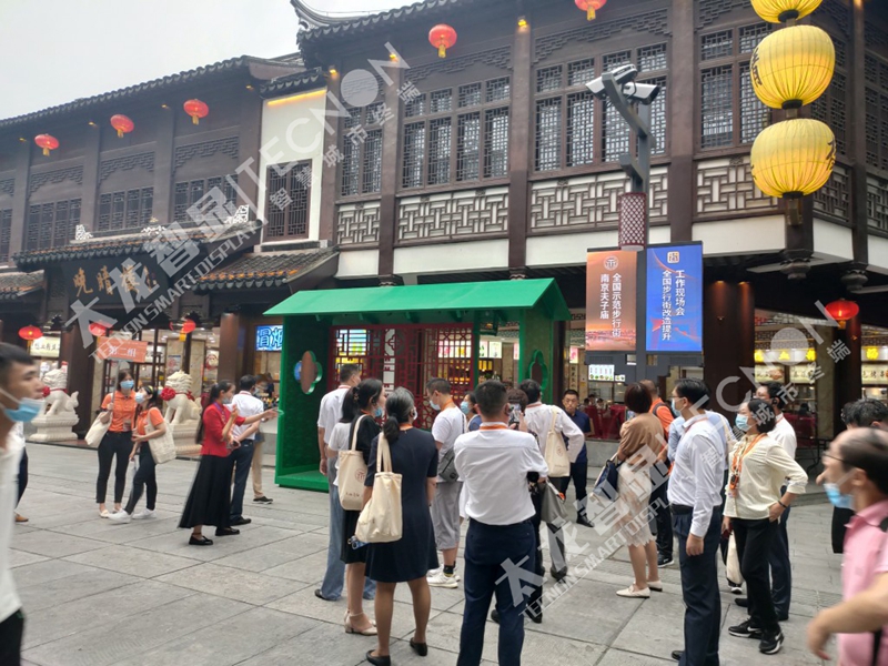 LED燈桿屏-智慧路燈-南京夫子廟 (1).jpg LED燈桿屏-智慧路燈-南京夫子廟 (1).jpg