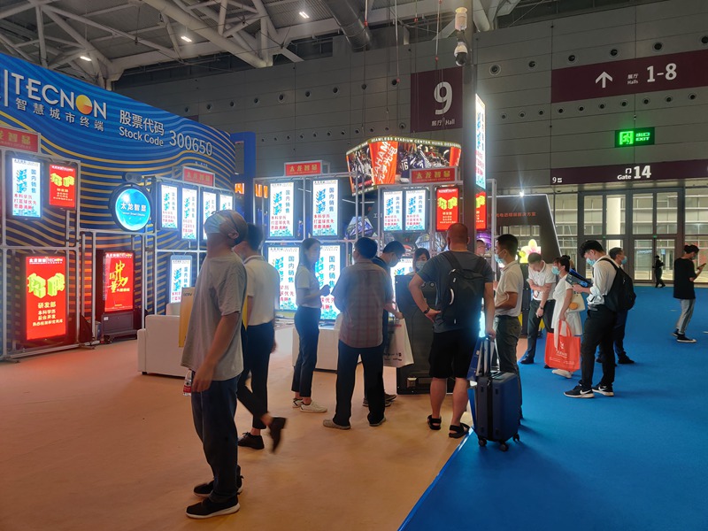 燈桿屏34.jpg 燈桿屏34.jpg