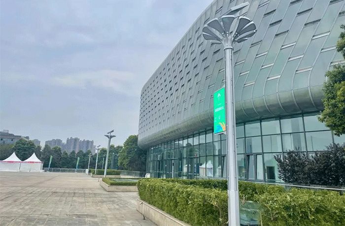 智慧路燈,LED燈桿屏 智慧路燈,LED燈桿屏