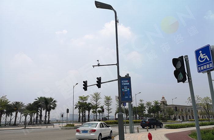 智慧燈桿,LED燈桿屏